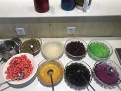 -百荷园蔬食自助餐厅(德辉广场店)