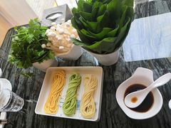 -大渔小鲜火锅店