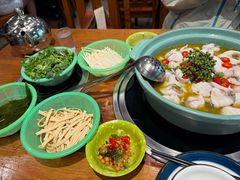 -重庆鸡公煲·青锅花椒鱼(牡丹江路店)