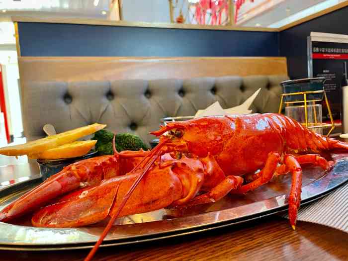 red lobster 红龙虾(三里屯店)-"好像也是家美国的西餐开到国内了,既