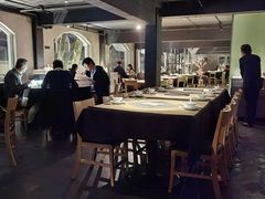 -穹六人间 people 6(岳阳路店)