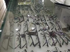-利客来眼镜店(崂山百货店)