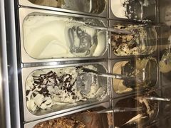-VENCHI 闻绮(上海佛罗伦萨小镇店)