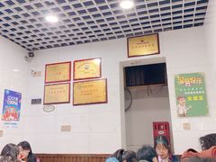 大堂-覃肥叔桂林米粉(粮道街店)