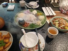 -得意咚瓜·顺德鱼生·冬瓜火锅(深圳首店)