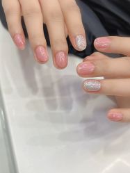 -UU·NAIL美甲美睫專門店