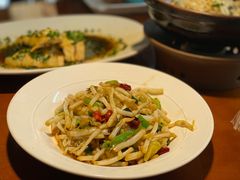 -魏铭鱼头捞饭(晋阳路店)