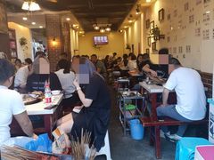 大堂-水碾河刘老大串串香(水碾河路店)