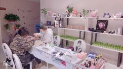 -璀璨&星光美甲美睫店