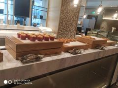 -上海临港美爵酒店·铃兰西餐厅