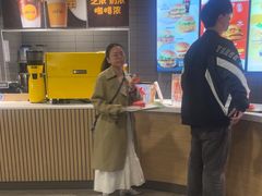 -麦当劳(世界城广场店)