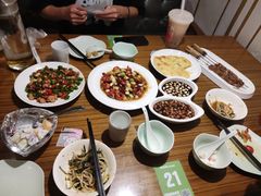 -禾珍珠家常小馆(河南博物院店)