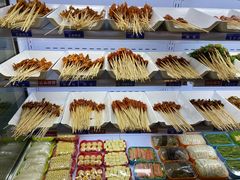 -马路边边串串香形象店(磐石路店)