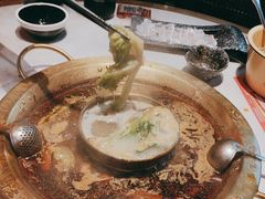 -哥老官重庆美蛙鱼头(宝山龙湖店)