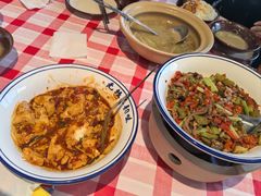 -笨豆腐居民楼菜馆•江西小炒(天津开发区店)