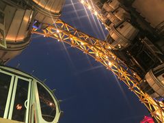 -影汇之星8字形摩天轮