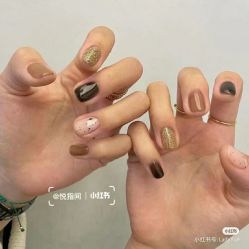 -悦指间美甲美睫