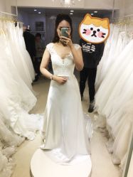 -Flora婚纱礼服定制租赁店