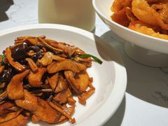 -关东小磨东北菜(漕河泾印象城店)