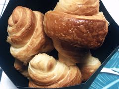 牛角包-爱立颂·爱的礼物(老商埠店)