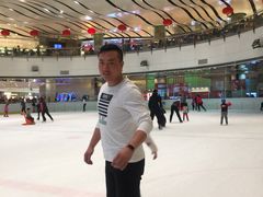 -冰纷万象滑冰场(沈阳万象城店)