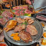 朋友带我吃的烤肉，做梦都在吧唧嘴[流泪]好香好香！