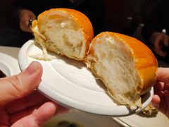 酥软猪仔包-维园悦谱·海派家常菜(乌鲁木齐南路店)