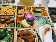 -伊尚宫·清真广式早茶.韩式烤肉·火锅