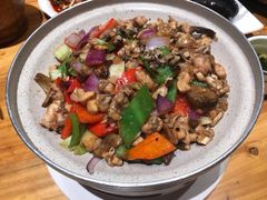 -老滇山寨•云南特色菜•地方菜•民族风情歌舞表演(金碧店)