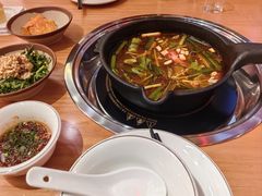-黔三一夺夺粉酸汤火锅(百信店)