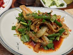 -青瓦餐厅·生鱼片·韩园烤肉(西塔店)