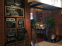 -香格里拉鱼跃地中海西餐厅·牛排披萨