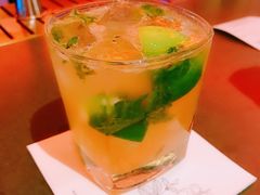 -星巴克臻选(上海合生汇1F店)