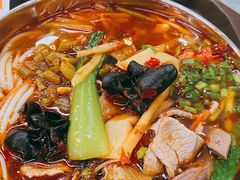 -红鼻子桂林米粉(金唐新光界店)