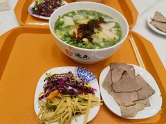 -德元兰州纯汤牛肉面(龙阳路店)