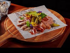 -圣彼得堡观江俄餐厅(中央大街黑金冠店)