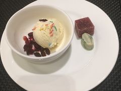 -圣丰索菲特·2 On 988 Café 自助餐厅