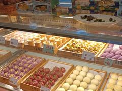 面包甜点陈列柜-南宋胡记(杭州体育场路店)