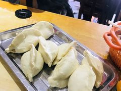 -宝羊老白家包子铺