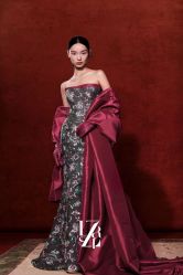 -Renee芮亦婚纱(原丽莎)