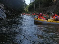 -安吉龙王山峡谷漂流