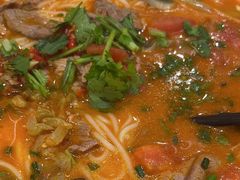 -粉小主·贵州酸汤牛肉粉(南京仙林金鹰店)