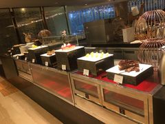 -圣丰索菲特·2 On 988 Café 自助餐厅