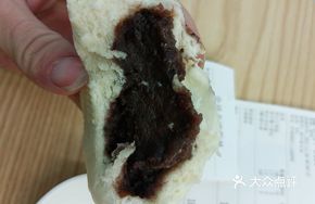 Xianxiang Red Bean Bun