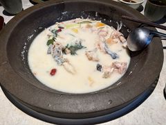 -鲜潭蒸汽石锅鱼(五道口购物中心店)
