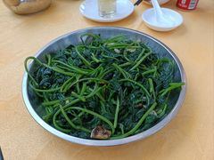 地瓜叶-柴火农庄(东海路店)