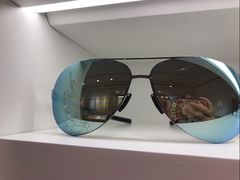 -目艮眼镜SHOWROOM(品牌集合店)