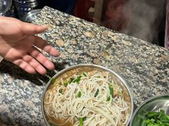 -正宗杨记普洱酸醋米线(总店)