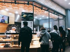 -六贤记(杭州龙湖滨江天街店)