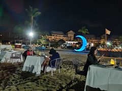 -亚龙湾希尔顿自助餐厅·海鲜·烧烤·沙滩BBQ·现场乐队